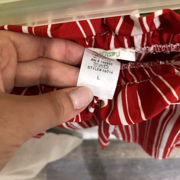 Shorts - Picture 3 of 3